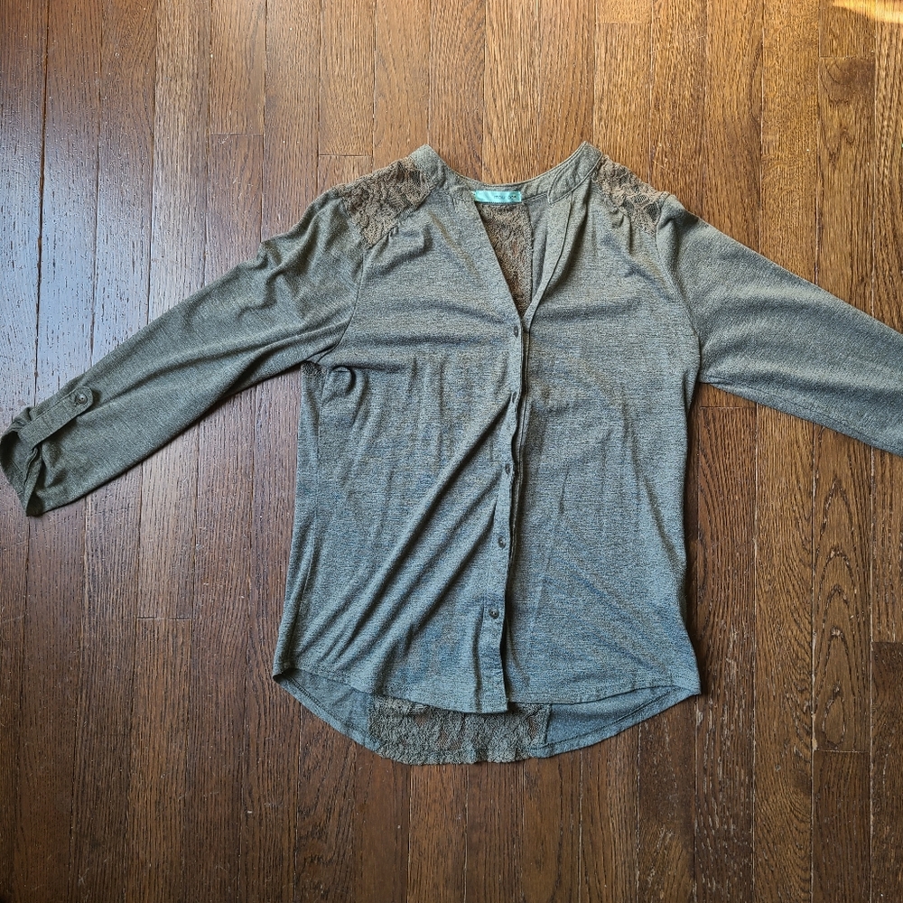 3/4 Sleeve Olive Green button down